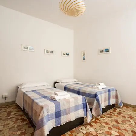 Kyra's House By Sarlux