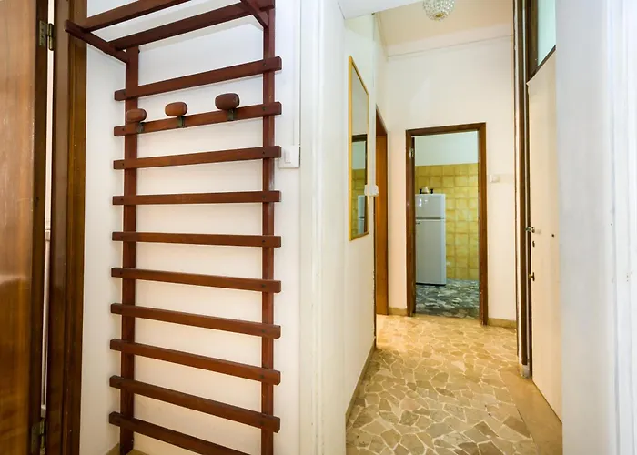 Kyra's House By Sarlux *