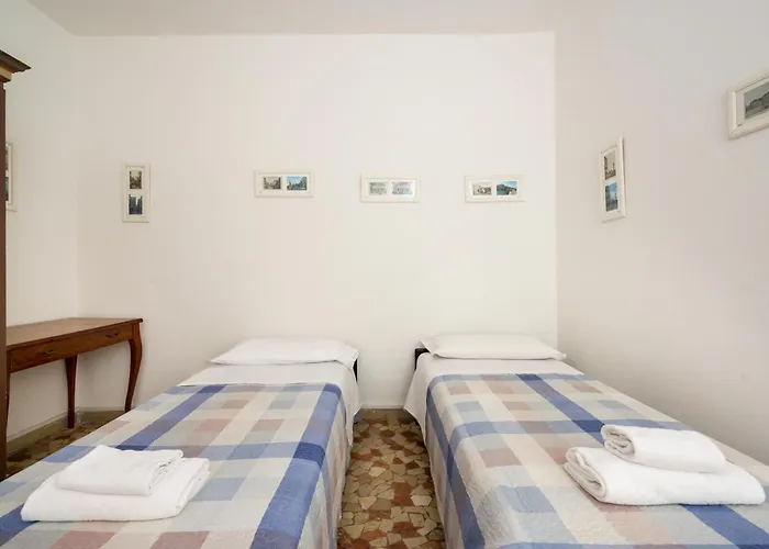 Daire Kyra's House By Sarlux