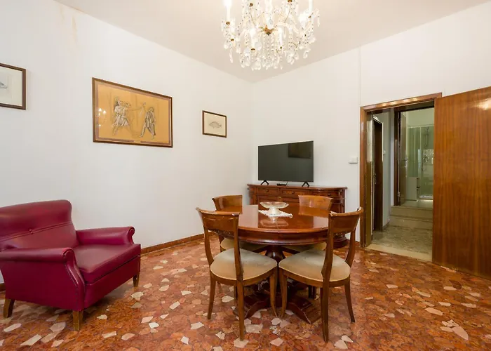 Daire Kyra's House By Sarlux Venedik